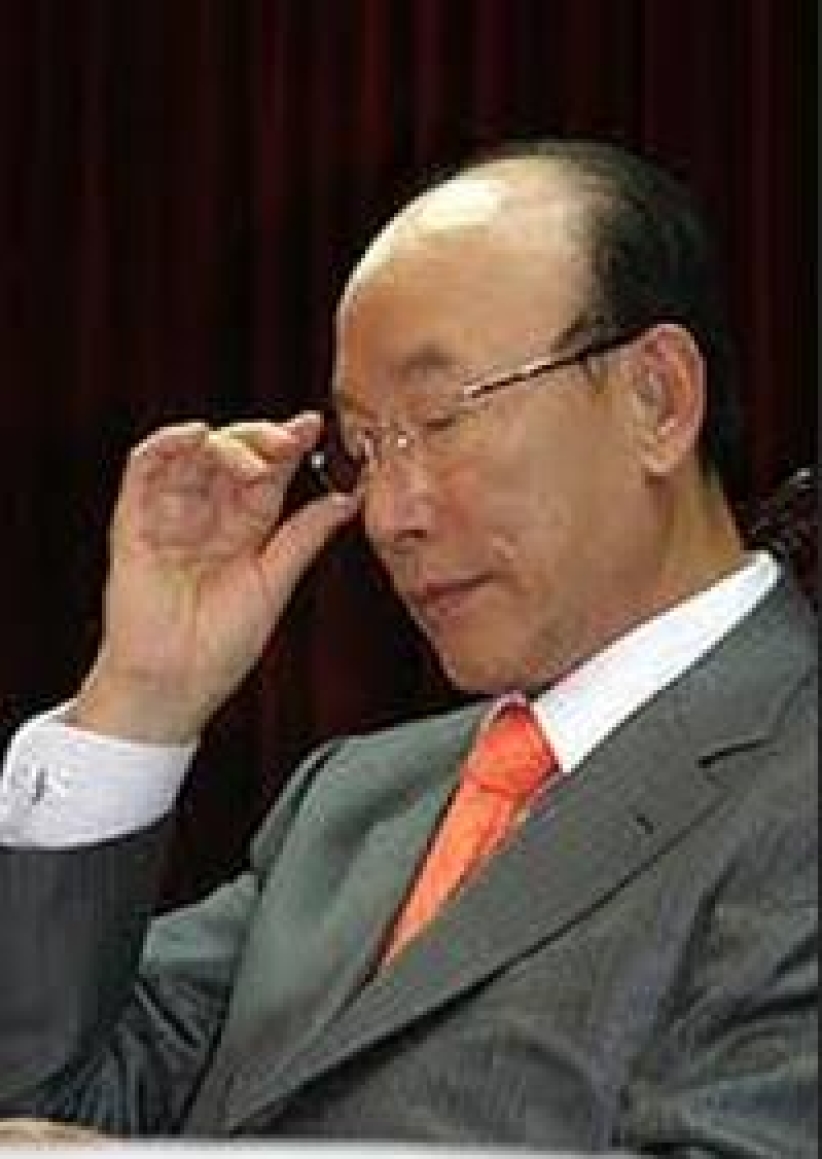 韓國趙鏞基牧師涉瀆職及貪污 判3年有期徒刑