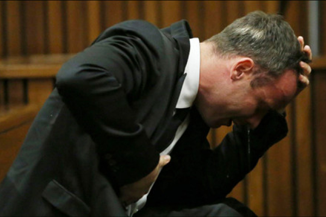 刀鋒戰士當庭慟哭懺悔 稱唯神能庇護自己