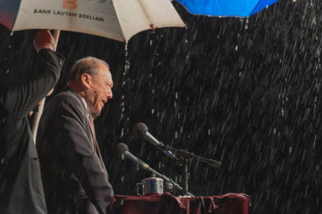 唐崇榮牧師：福音是論「什麼」或「誰」？