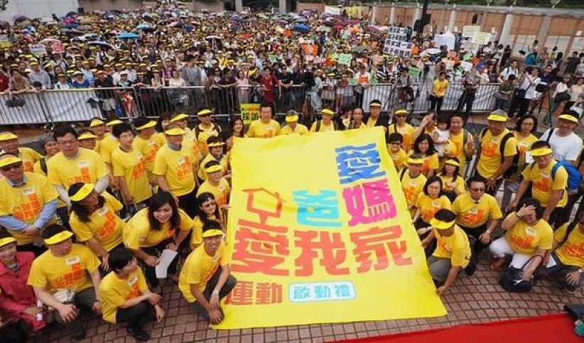 3.2萬人啟動「愛爸媽‧愛我家」支持婚姻家庭價值