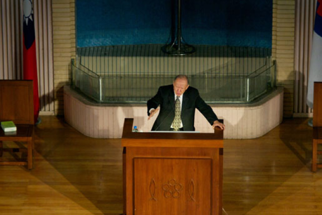 唐崇榮從羅馬書論希利尼人三種人生觀