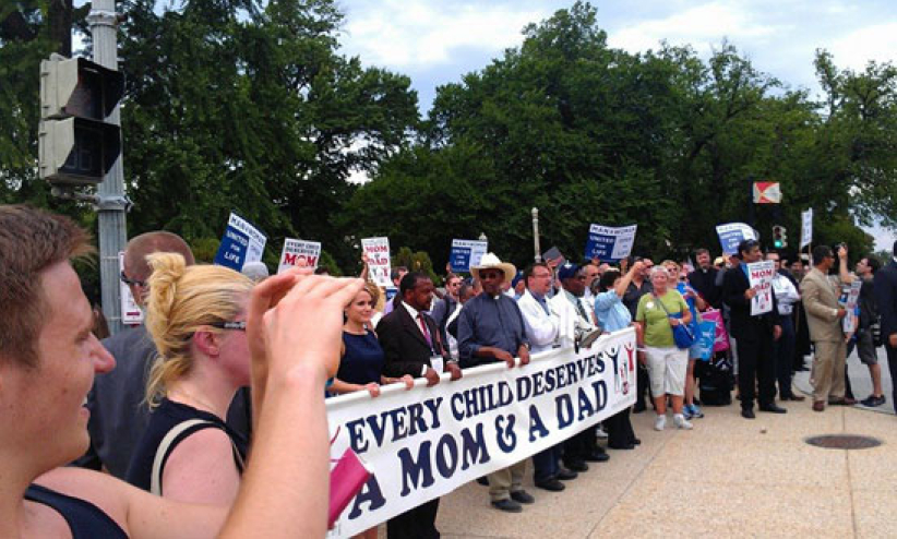 關啟文：由同性撫養到同性「婚姻」