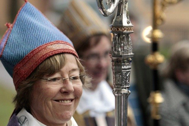 建議教堂拆十字架 瑞典同性戀女主教觸發爭議