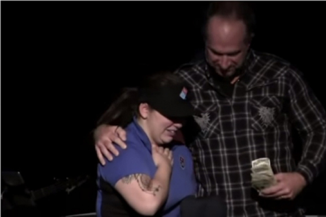 教會付千元小費操練「慷慨樂施」 外賣員感動落淚