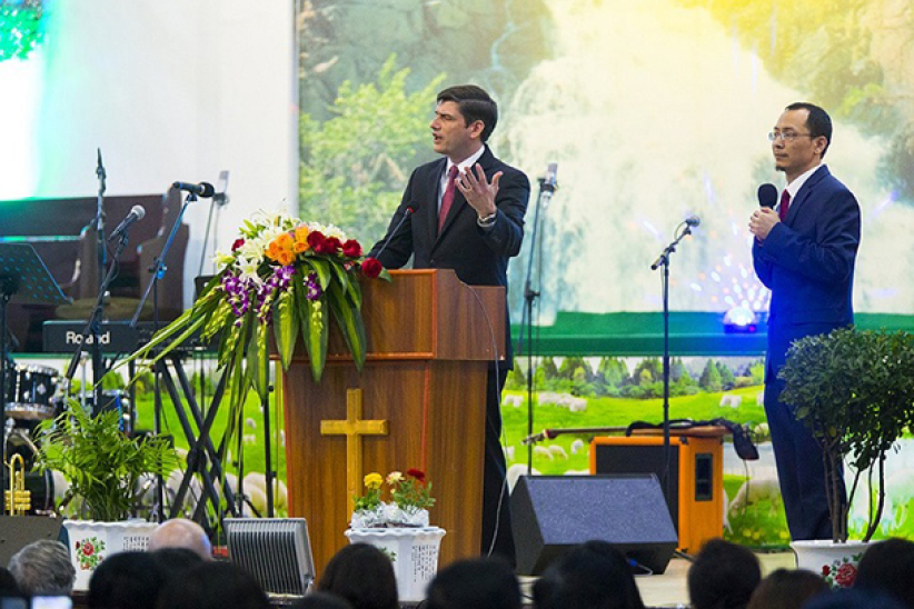 中國江蘇淮安近3000人參加「鍾愛華博士來華100週年感恩禮拜」