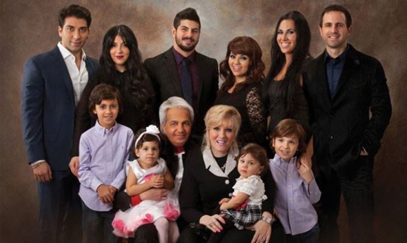 辛班尼侄子揭家族奢華生活 譴責「成功神學」嚴重扭曲