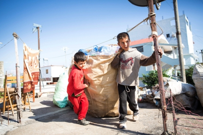 世界兒童人權月 台灣展望會公益電影「支持孩子上學去」