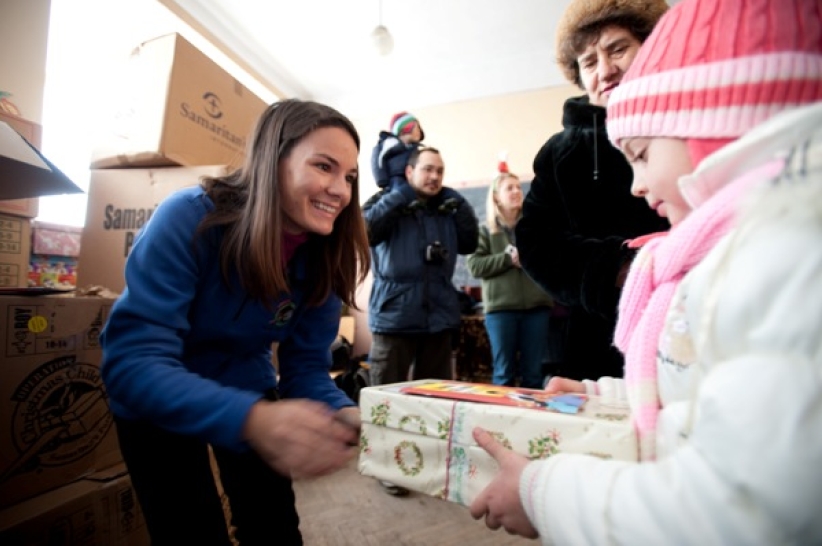 加拿大259學校撤「聖誕鞋盒行動」只因葛福臨一男一女婚姻立場