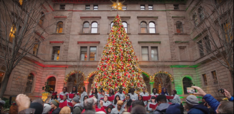 32女孩重新演繹《平安夜》訴說難民淒酸故事