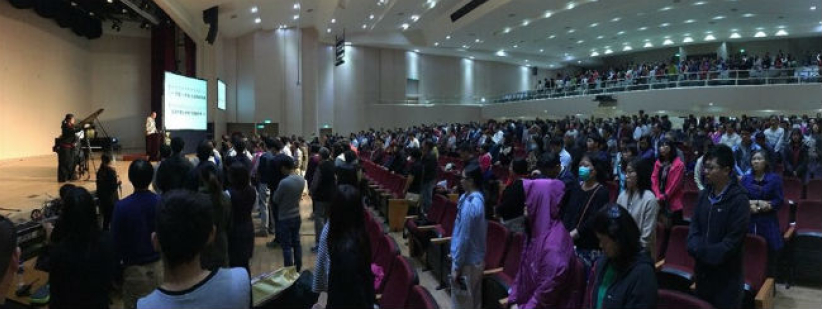 唐崇榮牧師19場巡迴佈道　聖火燃亮留點滴