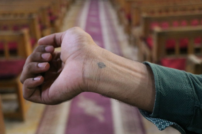 埃及基督徒逃離家鄉重返 在自己店外被殺