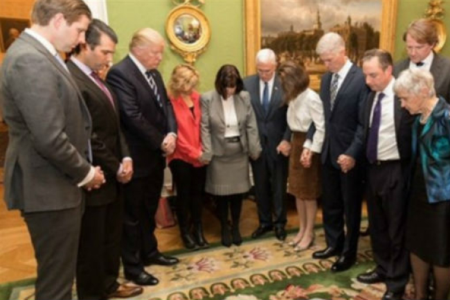 前NBA籃球員領研經 引導白宮內閣成員信仰治國