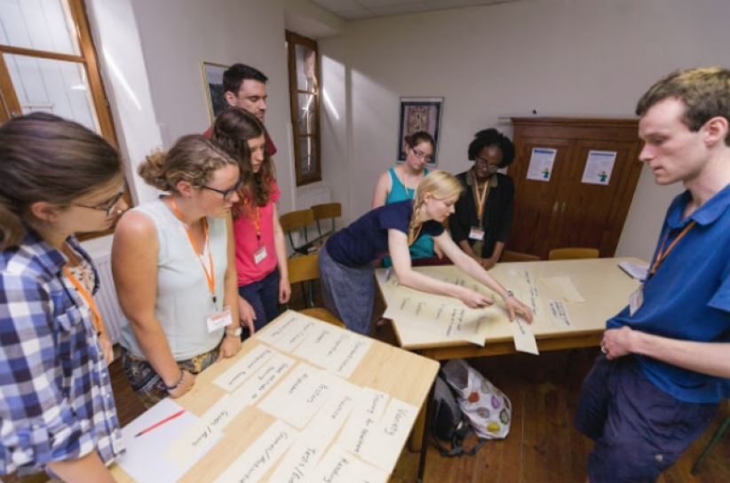 威克理夫體驗營 激發英法年輕一代事奉心