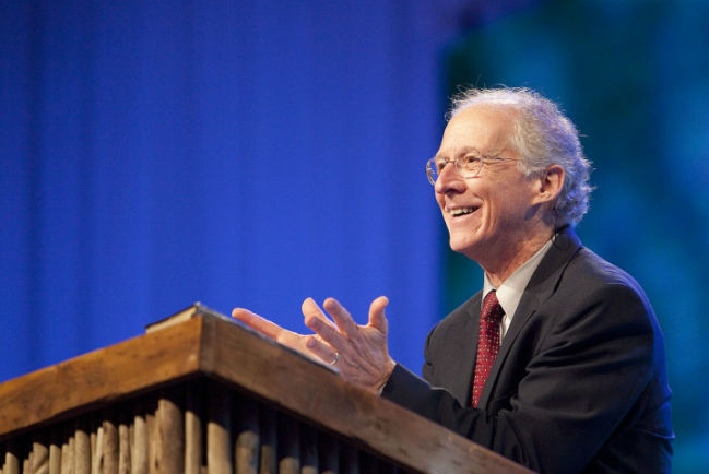 政治爭議停不了 約翰·派博寧定睛永恆國度