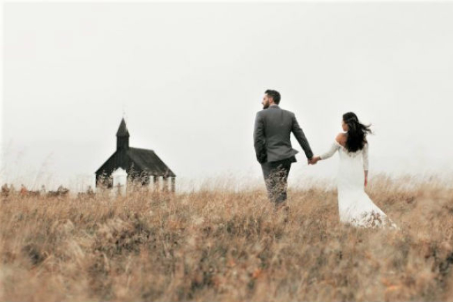 缺同性伴侶照捱轟 澳洲婚禮雜誌被迫關門