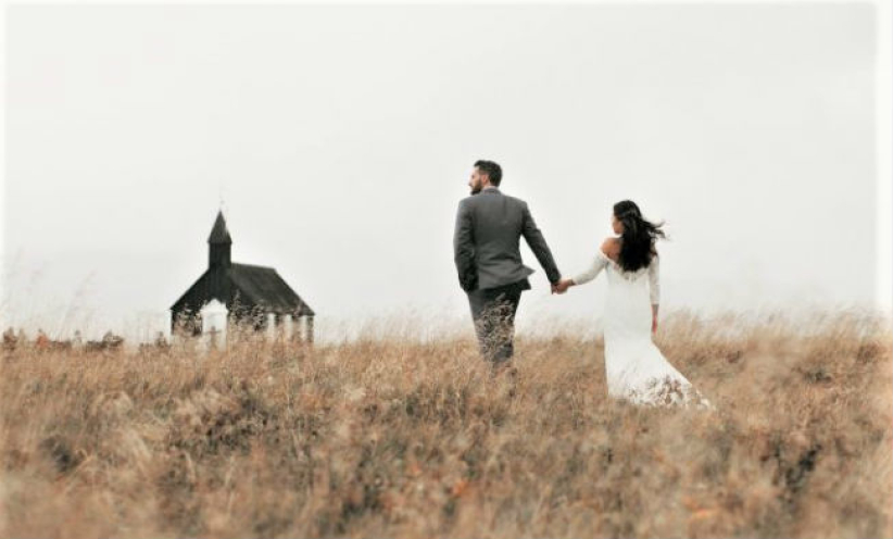 缺同性伴侶照捱轟 澳洲婚禮雜誌被迫關門