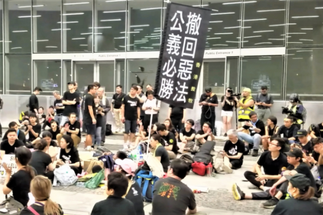 港台教界論時政 少年不畏高牆守護香港人權　
