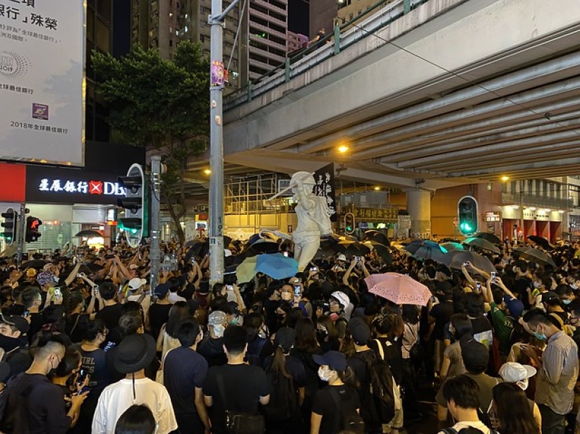  禁蒙面法生效 学者：加深民怨 治标不治本