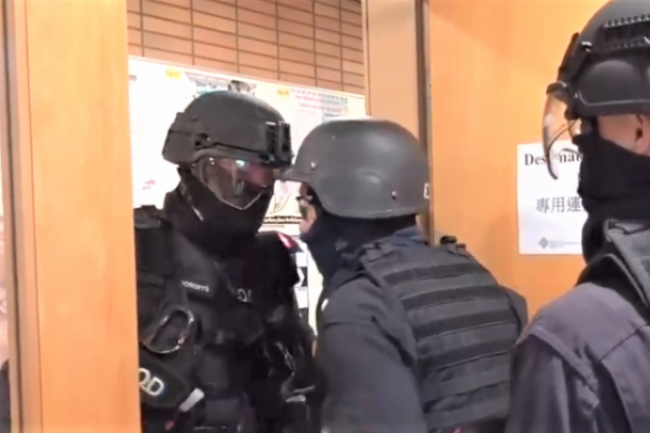 警困理大11日入校搜證 香港觀察:人道危機文明國家未聞