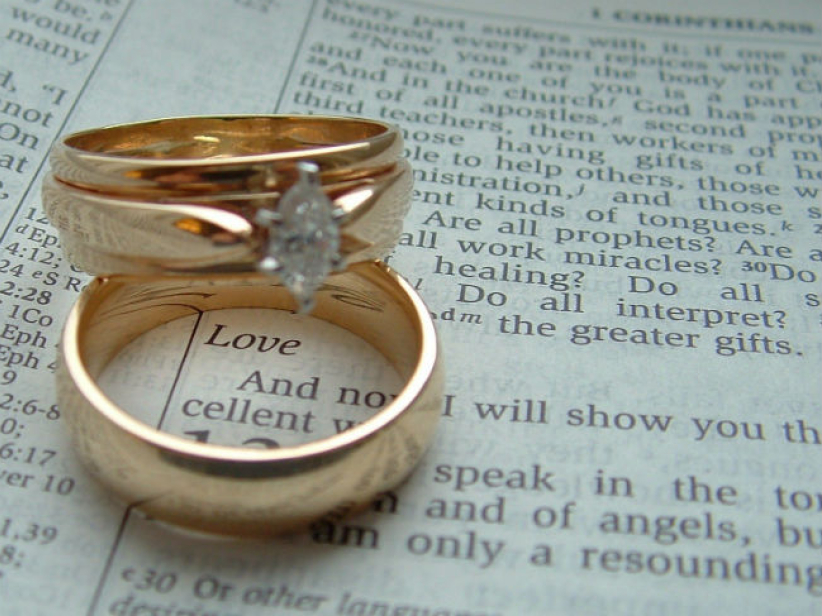 梵蒂岡出版人類學文件：聖經沒有同性戀結合實例