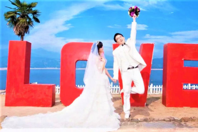 變性牧師在港主持同性婚禮 法官:婚姻「一男一女」拒批上訴