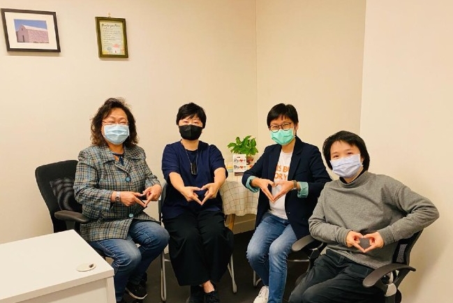 忠僕Nice talk視像輔導疫境援港人 黃雪麗專訪:受助者出現「疊加壓力」