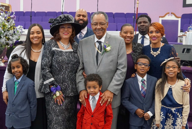 台美牧師無懼疫情公開佈道 美牧者感染病毒身亡