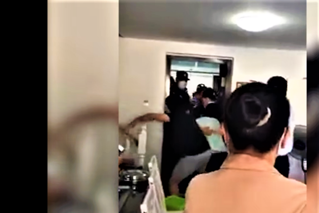 廈門杏光教會拒入三自警察破門拉人 師母：只效忠天上君王