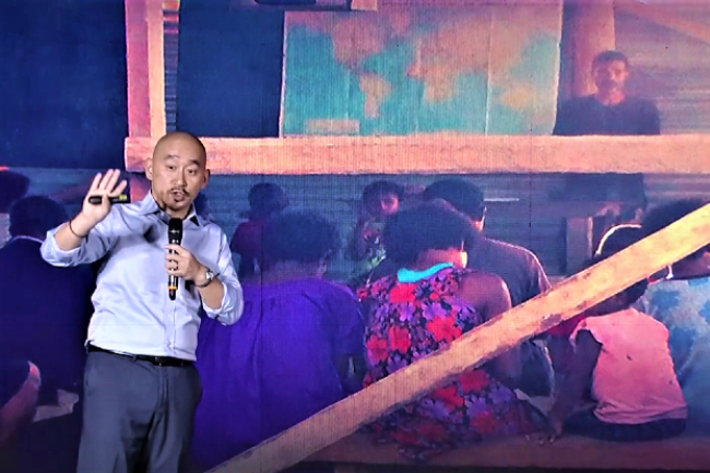 宣教士食人島研發族群文字：喪掉生命的必得著生命