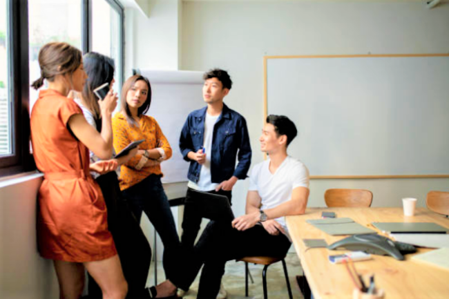 青年職展調查：七成半讀大學為糊口 突破促政商界支援創業　