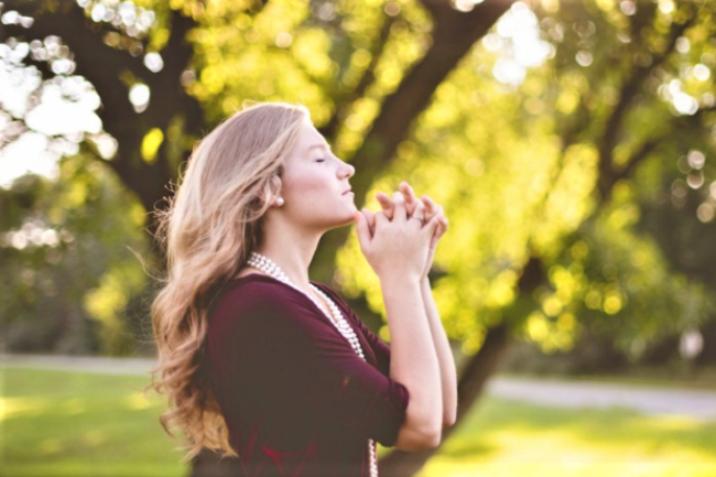 美國民調:五成多基督徒靠行善積德上天堂