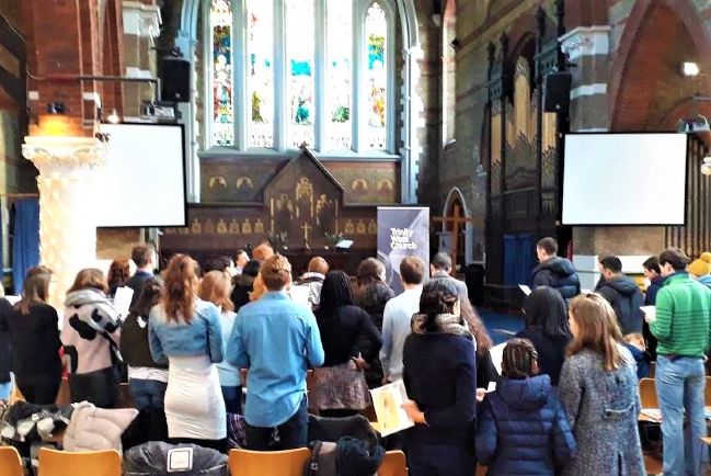 英國25牧師聯署反對首相封教堂 稱弱勢群體需要耶穌