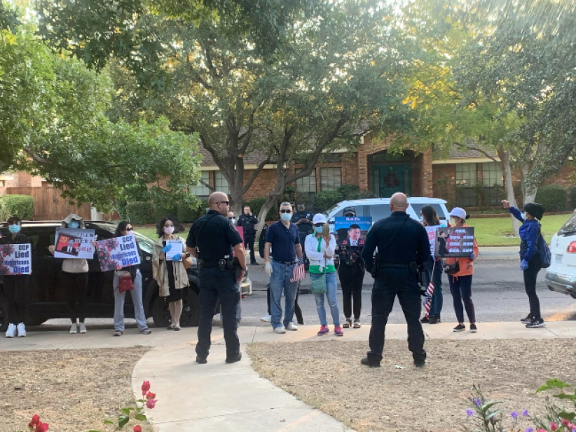 人權組織領袖傅希秋遭恐嚇 德州民眾祈禱會撐宗教自由 