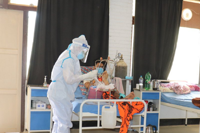 新冠病毒麻瘋夾擊 英醫療團喜馬拉雅山建隔離病房收重症