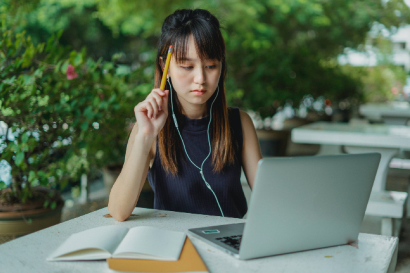 「一源」聆听圣经迎大斋期 每日一分钟祝福中港世界 