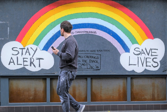 美疾控中心調查:彩虹群體染疫風險大於異性戀者