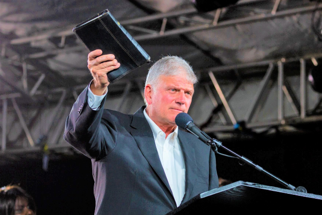 葛福臨佈道廣告惹歧視 法庭平反稱屬言論自由