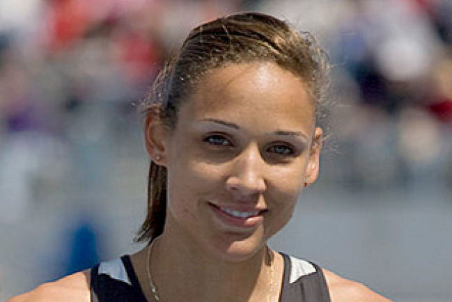 跨欄女選手瓊斯 金牌夢碎上帝微聲 「妳在這裡」