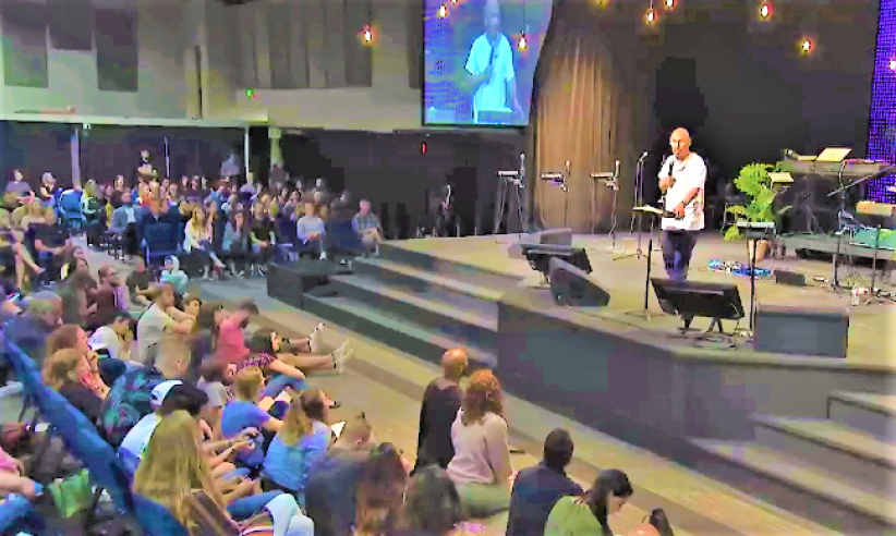 华裔牧师陈恩藩年初离港 续勉信徒按恩赐侍主    