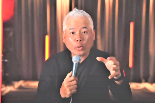 歌手巫啟賢認罪戒癮 全球直播4萬人觀看