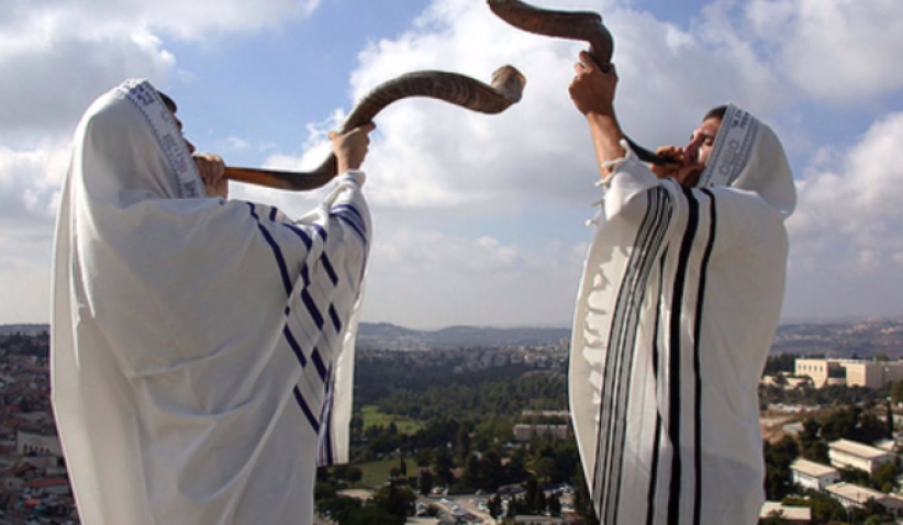 猶太信徒9月賀新年 三吹羊角號敬畏神