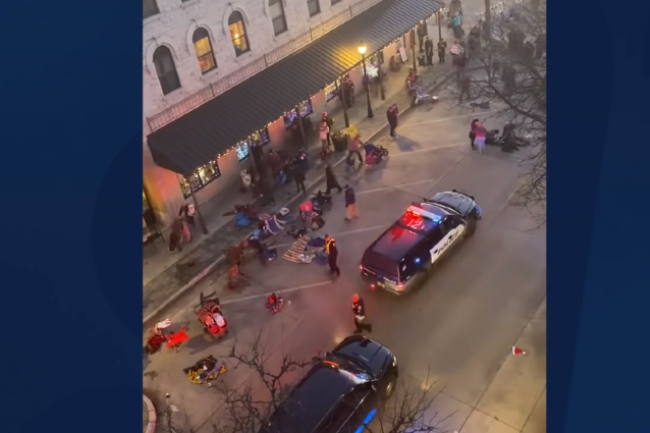 威州聖誕活動釀成慘劇 教友神父遭車撞