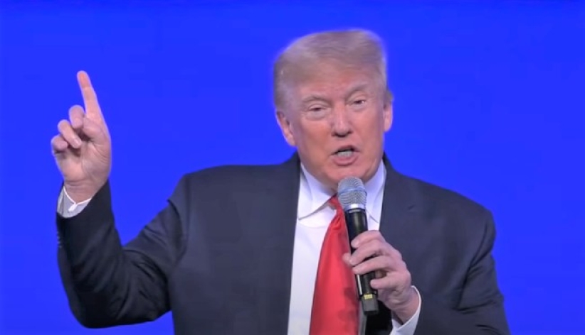 前总统川普演说:「美国要救世主耶稣,不是我」