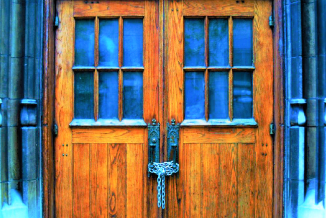 宗教場所關閉至2月24日 教會貼禱文求平安