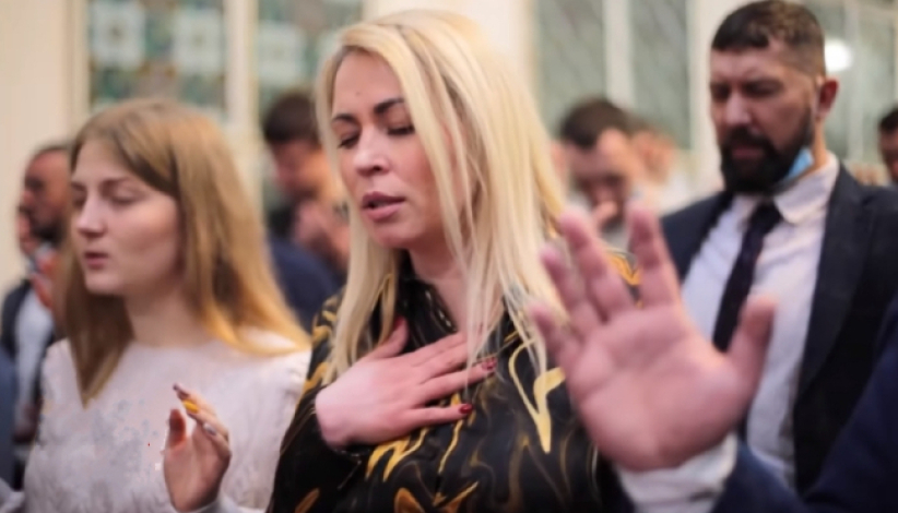 乌克兰基督徒拿起「武器」抗俄军：祈祷和敬拜    