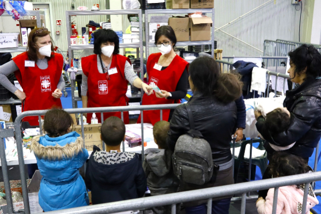 匈牙利明愛會 協助70萬烏克蘭難民赴國