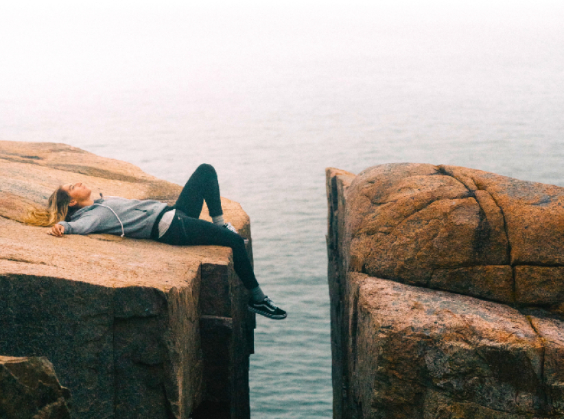 華福調查：逾6成青年躺平 生活疲累職場使命難行