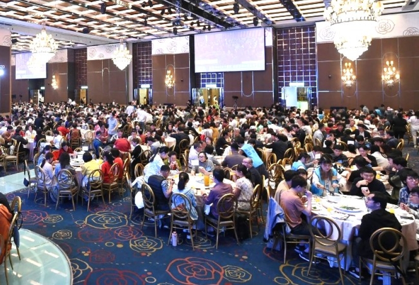  基督徒工商團體千人福音宴 台港兩地過百人信主  