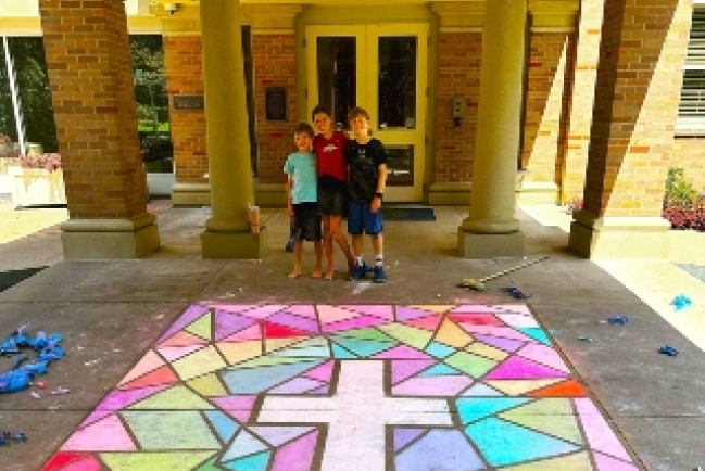 劃出彩色十字架 美州長引爆政教分離爭議