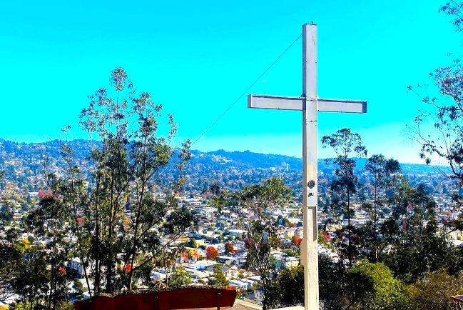 失落的宗教符號 奧爾巴尼山公園拆除巨型十字架